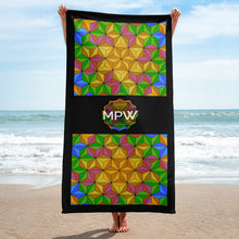 Load image into Gallery viewer, Triangular Pattern Kaleidoscope Towel